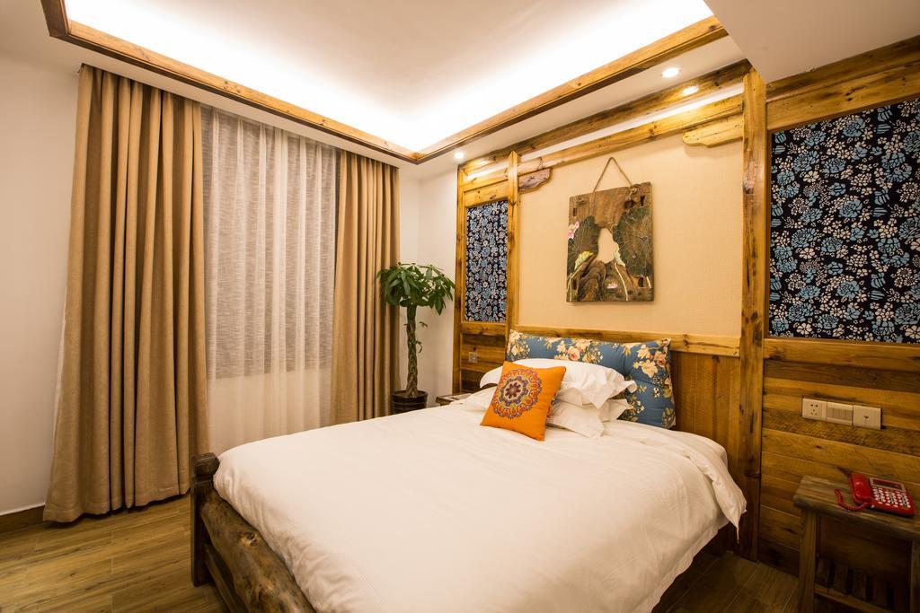 Chong Chong Guesthouse Чжанцзяцзе Екстер'єр фото