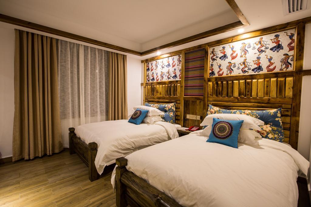 Chong Chong Guesthouse Чжанцзяцзе Екстер'єр фото