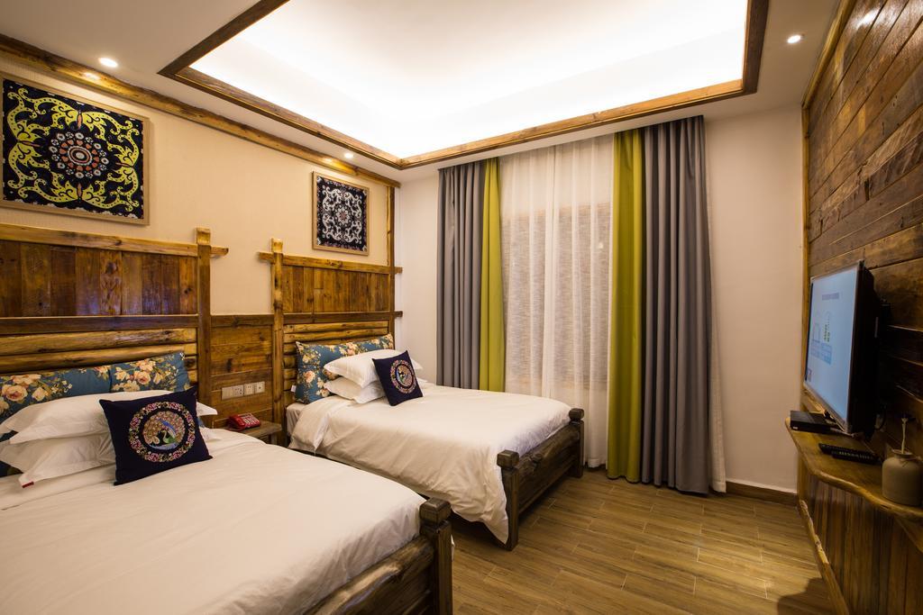 Chong Chong Guesthouse Чжанцзяцзе Екстер'єр фото